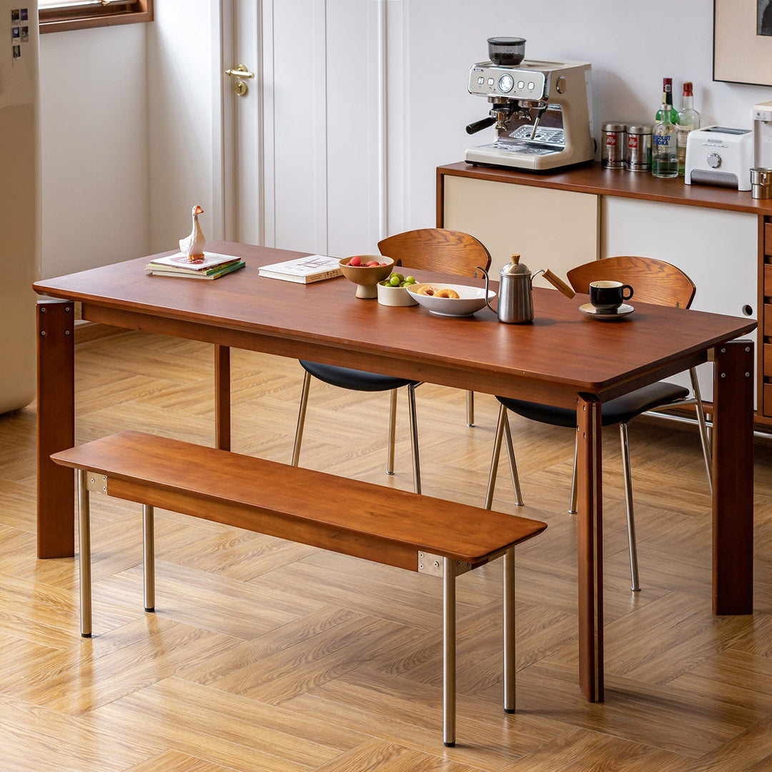 Vintage boxwood dining table essan primary product view.