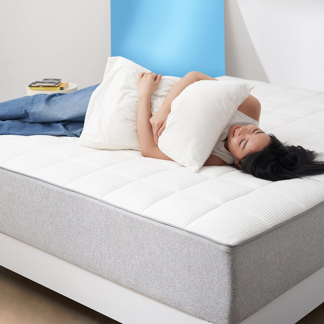 30cm pocket spring gel memory foam mattress bluebox z1 pro in panoramic view.