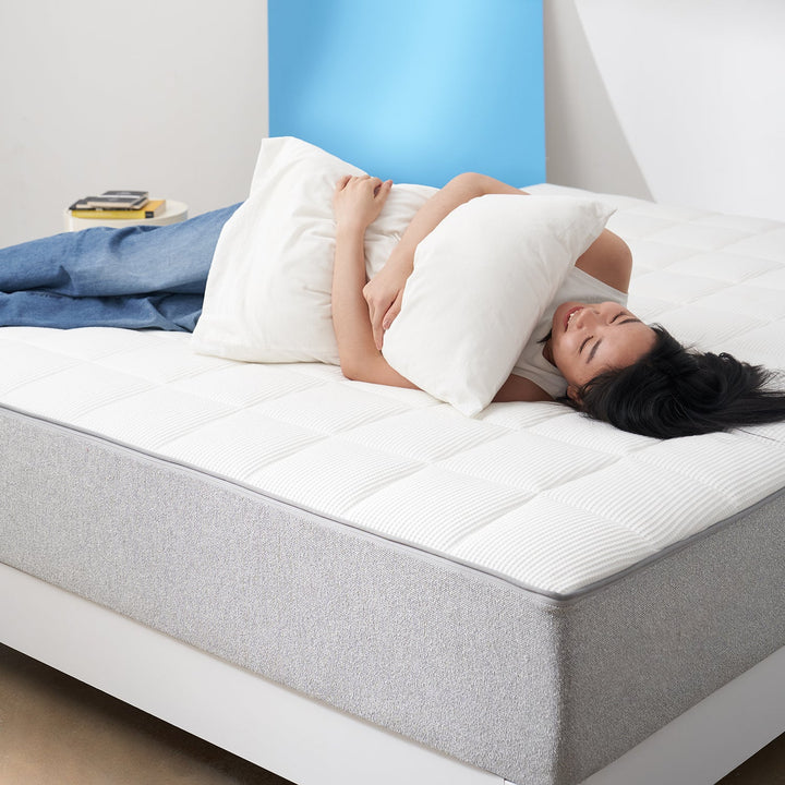 30cm pocket spring gel memory foam mattress bluebox z1 pro in panoramic view.