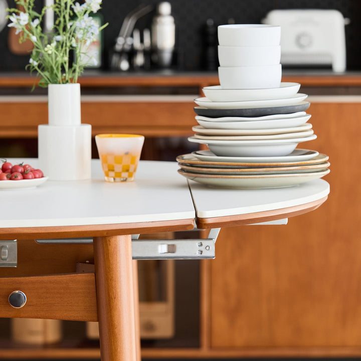 Bauhaus sintered stone extendable dining table minima environmental situation.