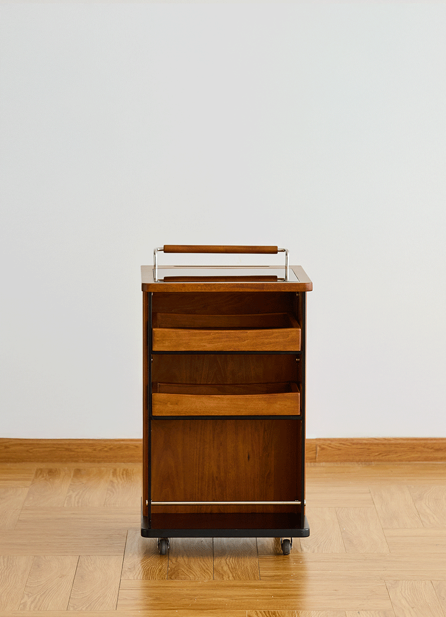 Bauhaus boxwood wheeled trolley side table moonrise color swatches.