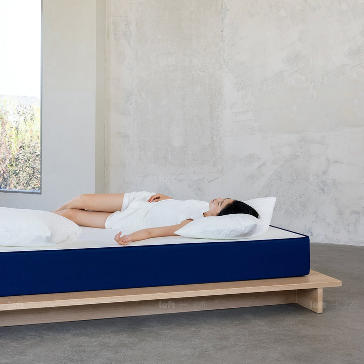 22cm Pocket Spring Gel Memory Foam Mattress BLUEBOX Z1