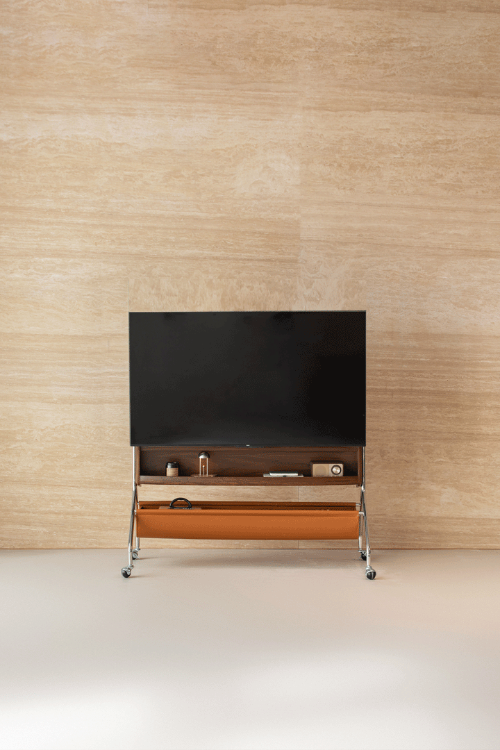 Japandi walnut wood tv hanger sereno in details.