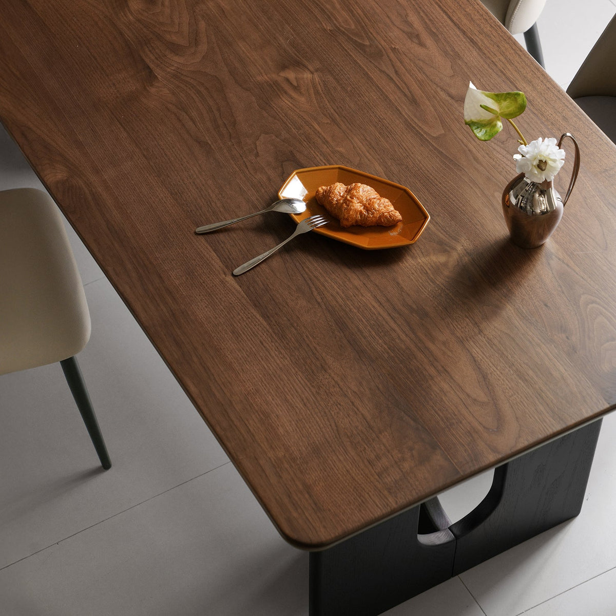 more color details of Vintage Walnut Wood Dining Table SAVOR