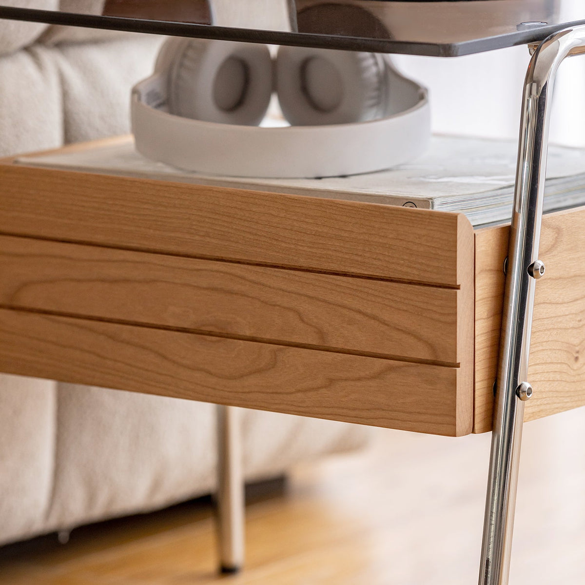 more color details of Bauhaus Cherry Wood Side Table MIRROR LAKE