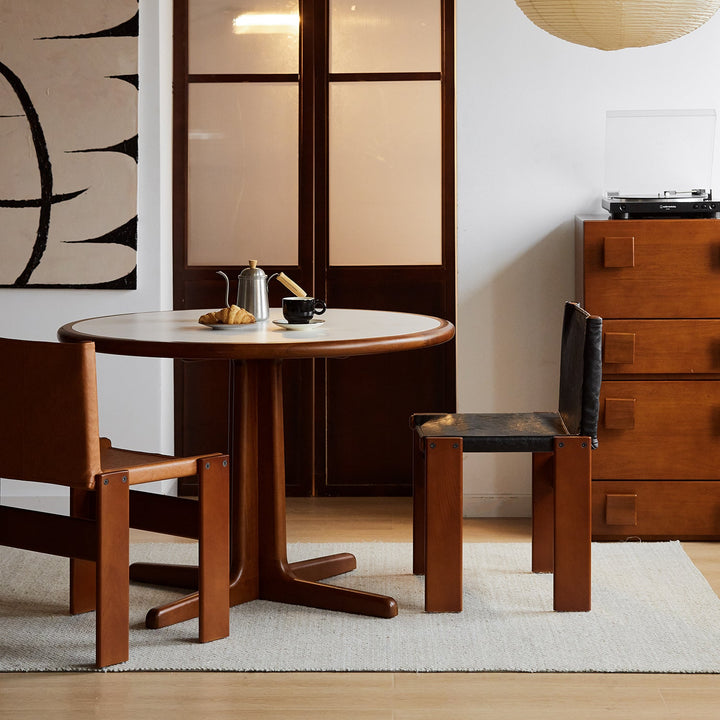 Bauhaus genuine leather dining chair tansu in real life style.