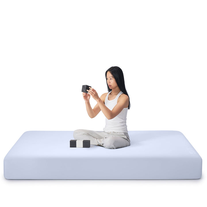 26cm pocket spring cooling skin mattress bluebox cube in panoramic view.