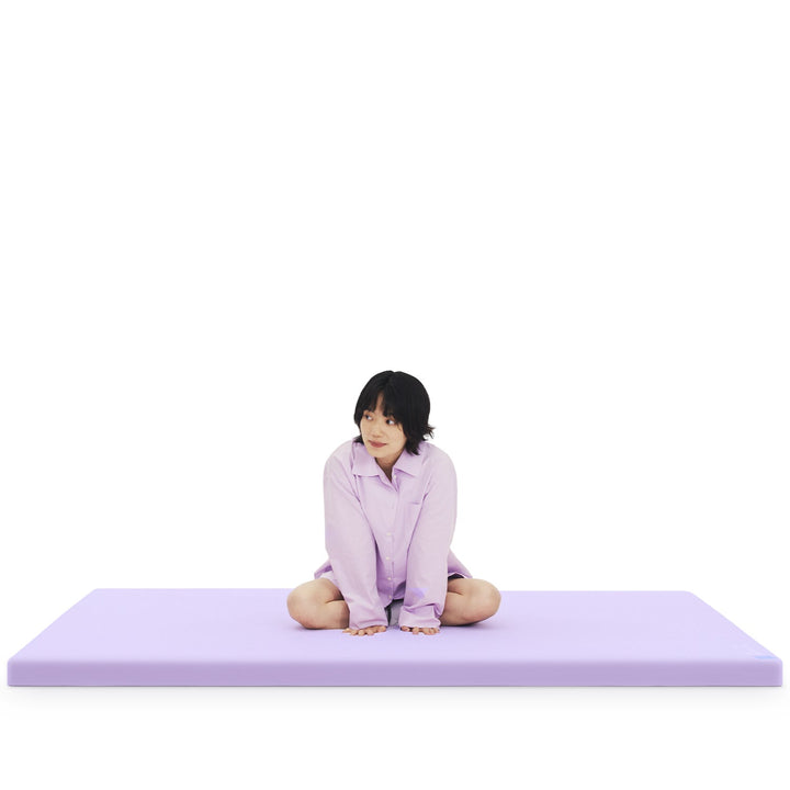 6cm hybrid medium firm cooling skin mattress bluebox in close up details.