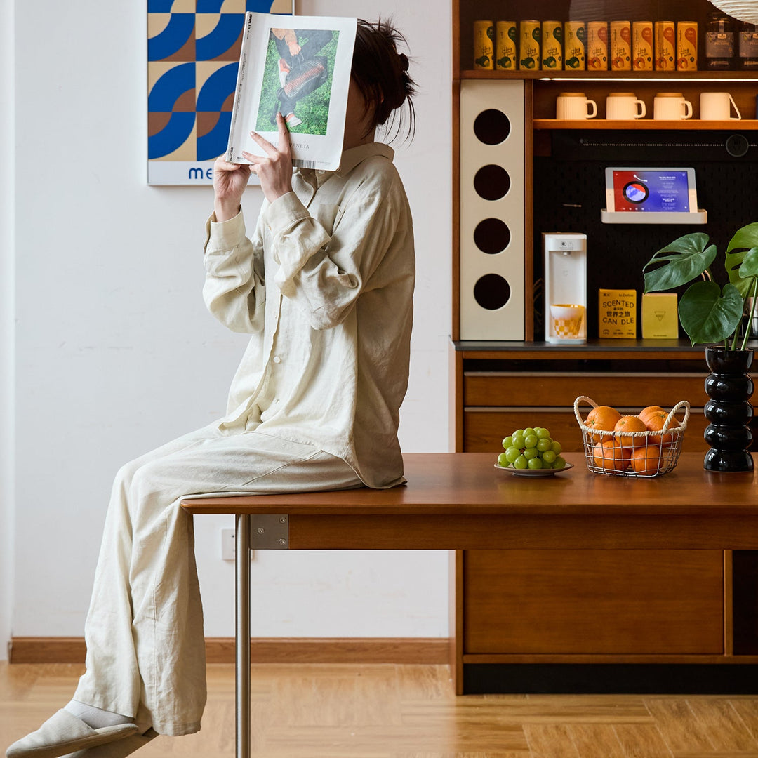 Bauhaus boxwood dining table season in real life style.