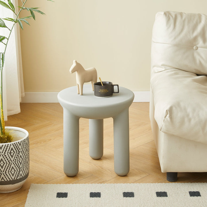 Contemporary Plastic Side Table SNAP