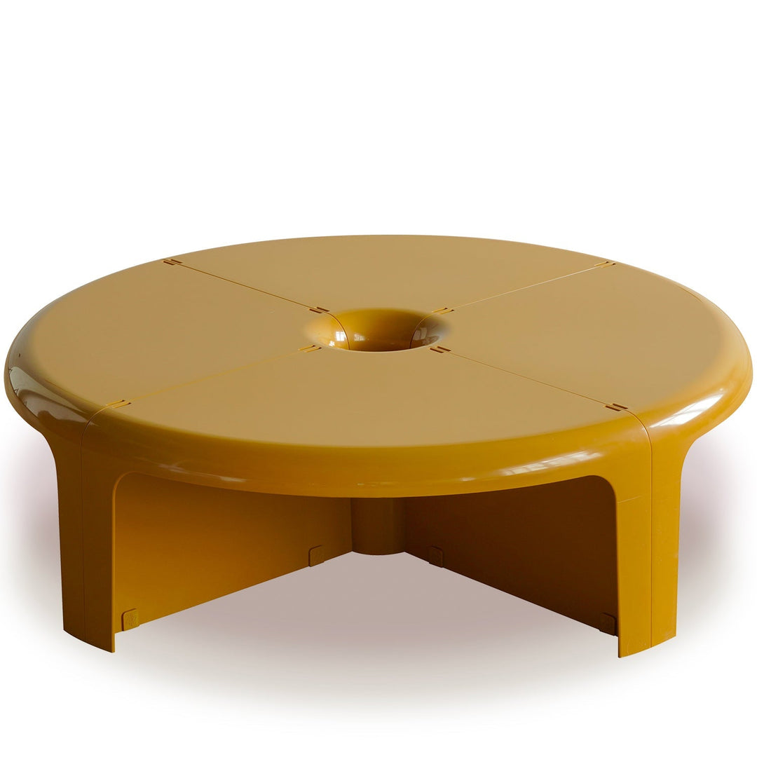 Bauhausabs transformable coffee table bobo in white background.