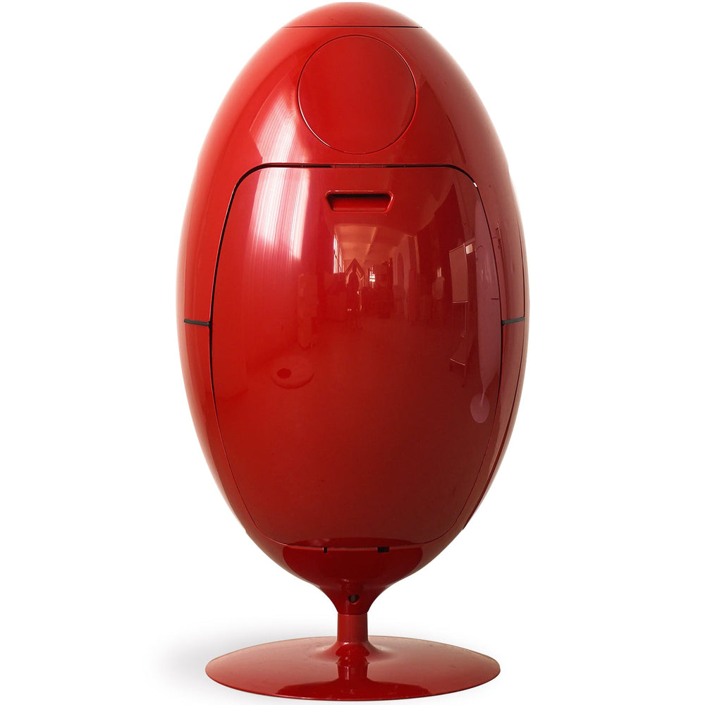 Bauhausabs waste bin egg in white background.