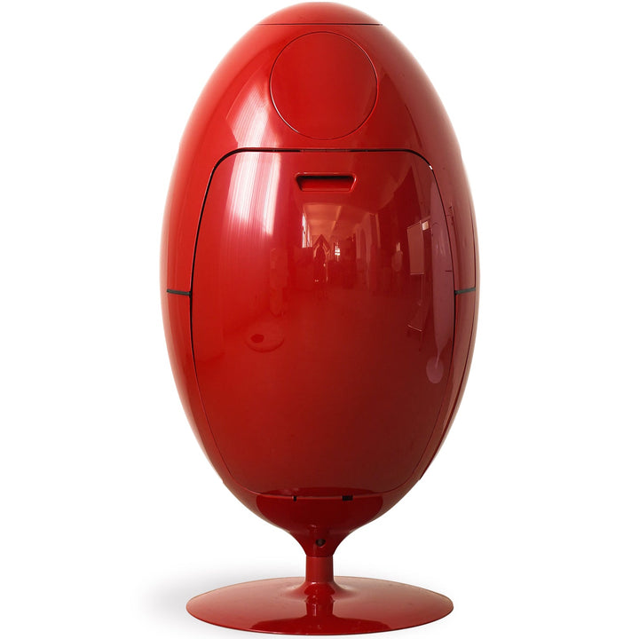 Bauhausabs waste bin egg in white background.