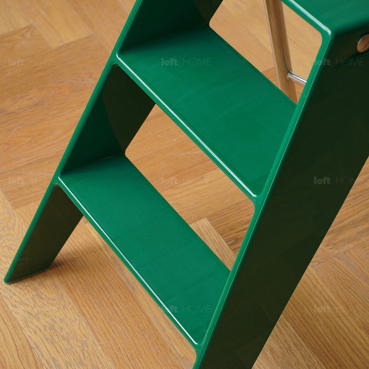Contemporary plastic steel ladder alto conceptual design.
