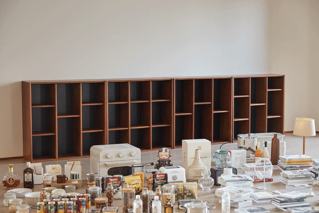 Vintage boxwood modular bookshelf n plus in real life style.