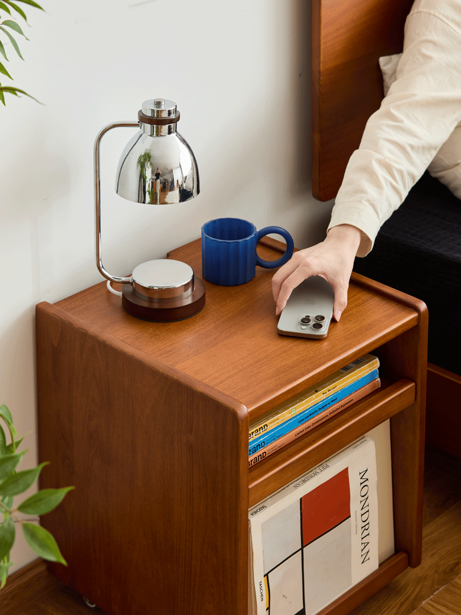 Vintage boxwood side table moonrise conceptual design.