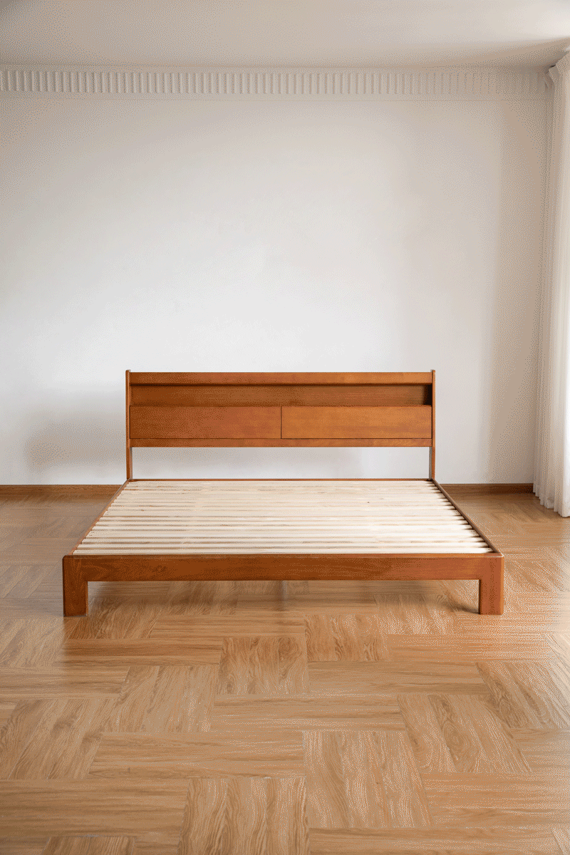 Vintage Boxwood Bed ACCOMPANY LIGHT