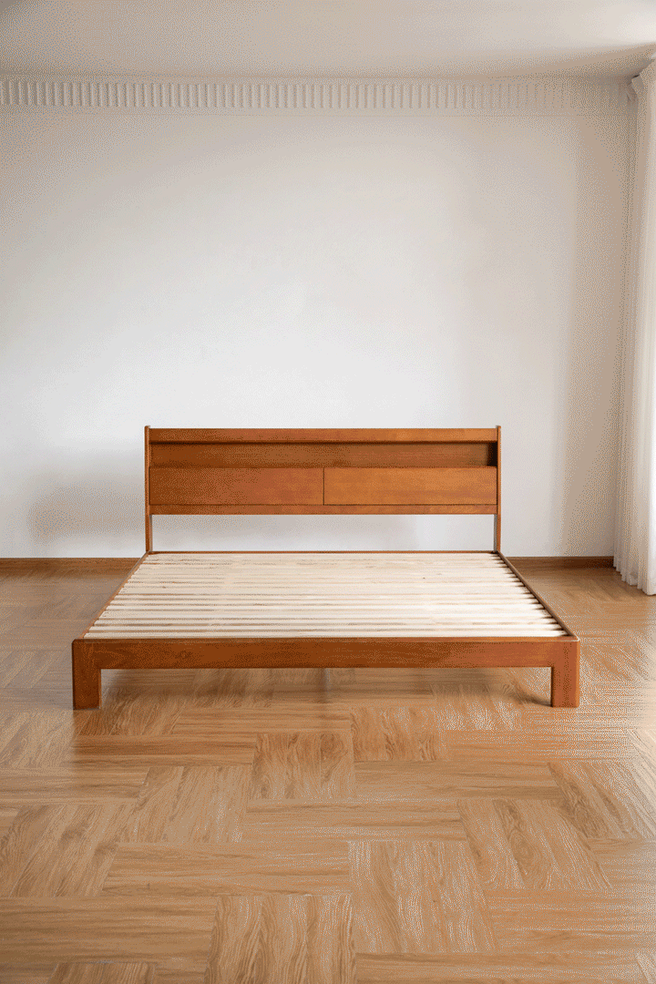 Vintage Boxwood Bed ACCOMPANY LIGHT
