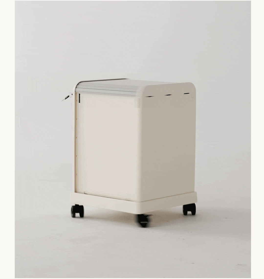 Bauhaus plastic removable side table follow me in details.