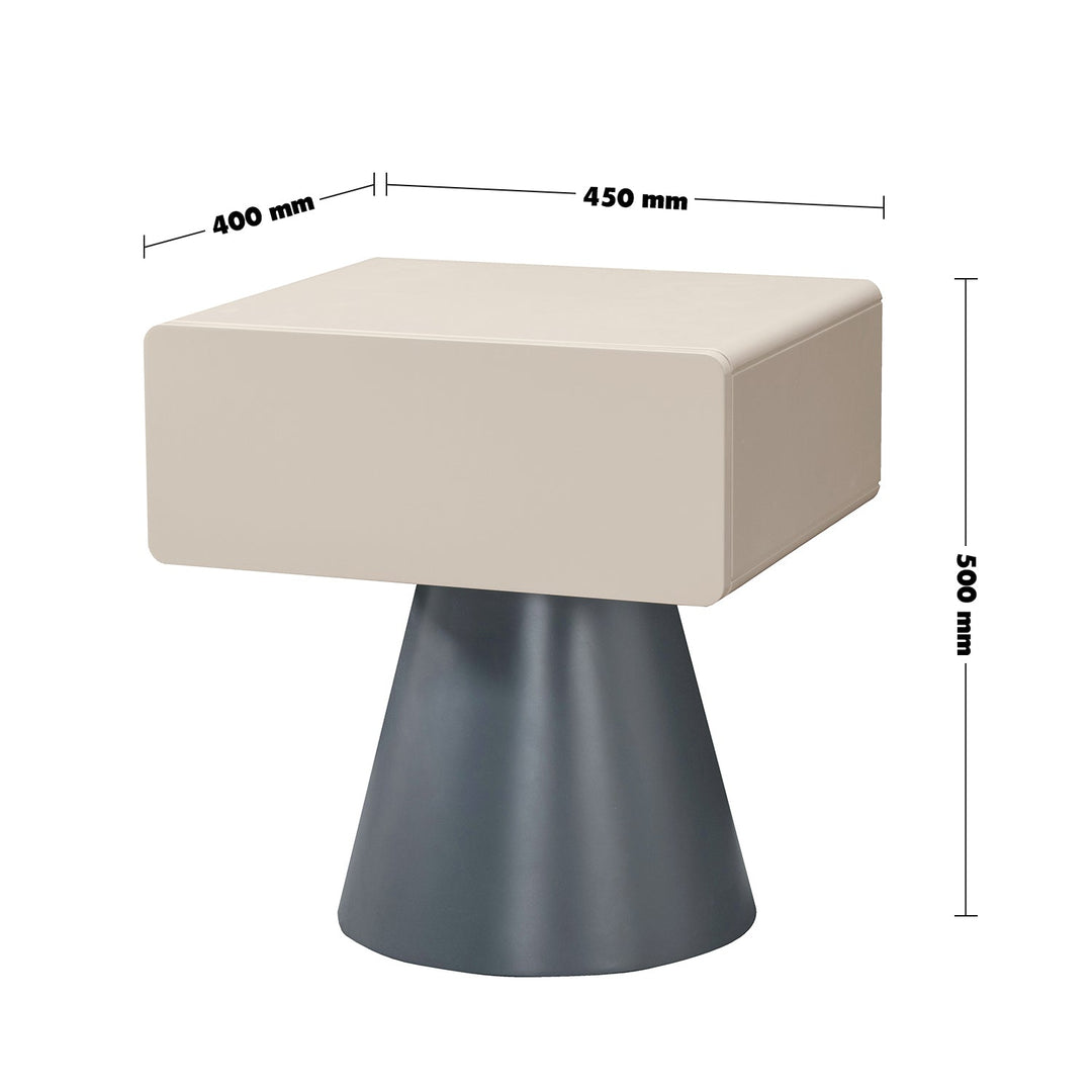 Minimalist Plywood Side Table NUBO