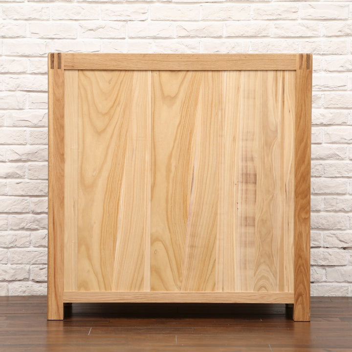Scandinavian oak wood chest of drawers breeze detail 11.