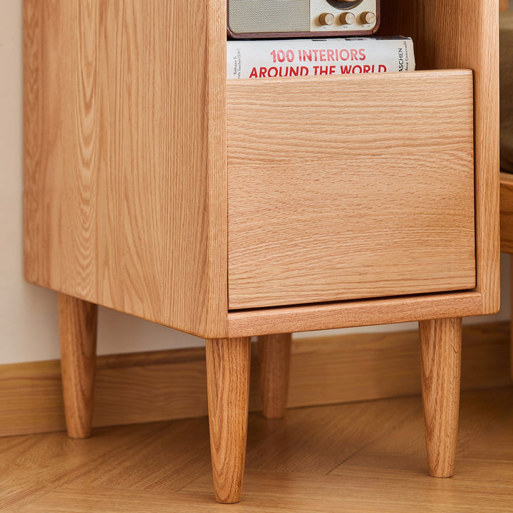 Scandinavian Oak Wood Side Table CUBO