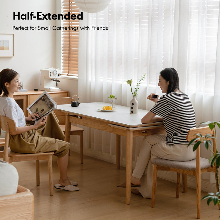 Scandinavian oak wood sintered stone extendable dining table flex in close up details.