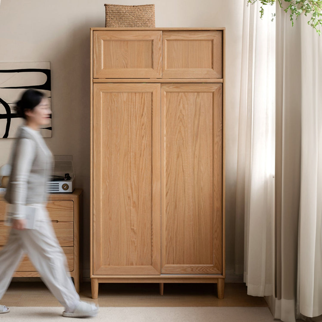 Scandinavian Oak Wood Sliding Door Wardrobe EDGE