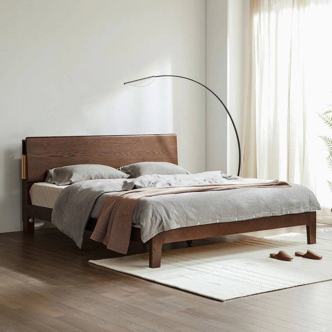 Scandinavian Oak Wood Bed APERTURE