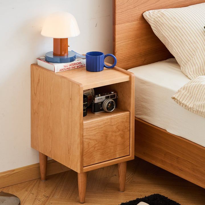 Scandinavian Cherry Wood Side Table CUBO