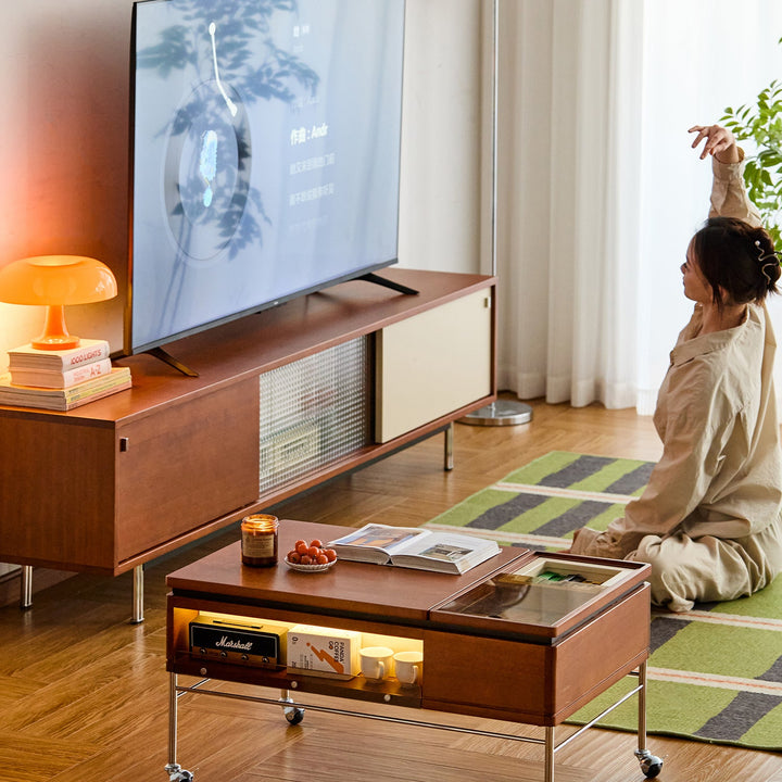Vintage Boxwood Coffee Table PINECONE
