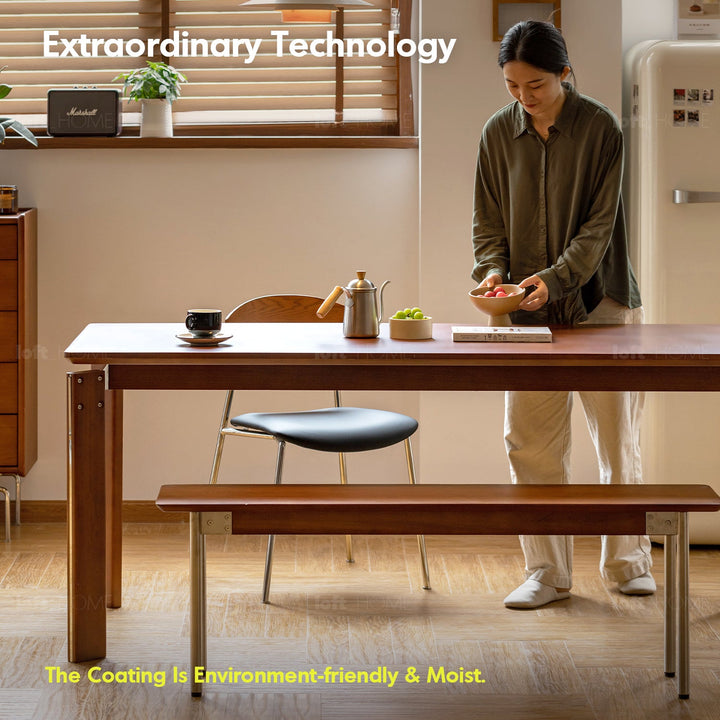 Vintage Boxwood Dining Table ESSAN