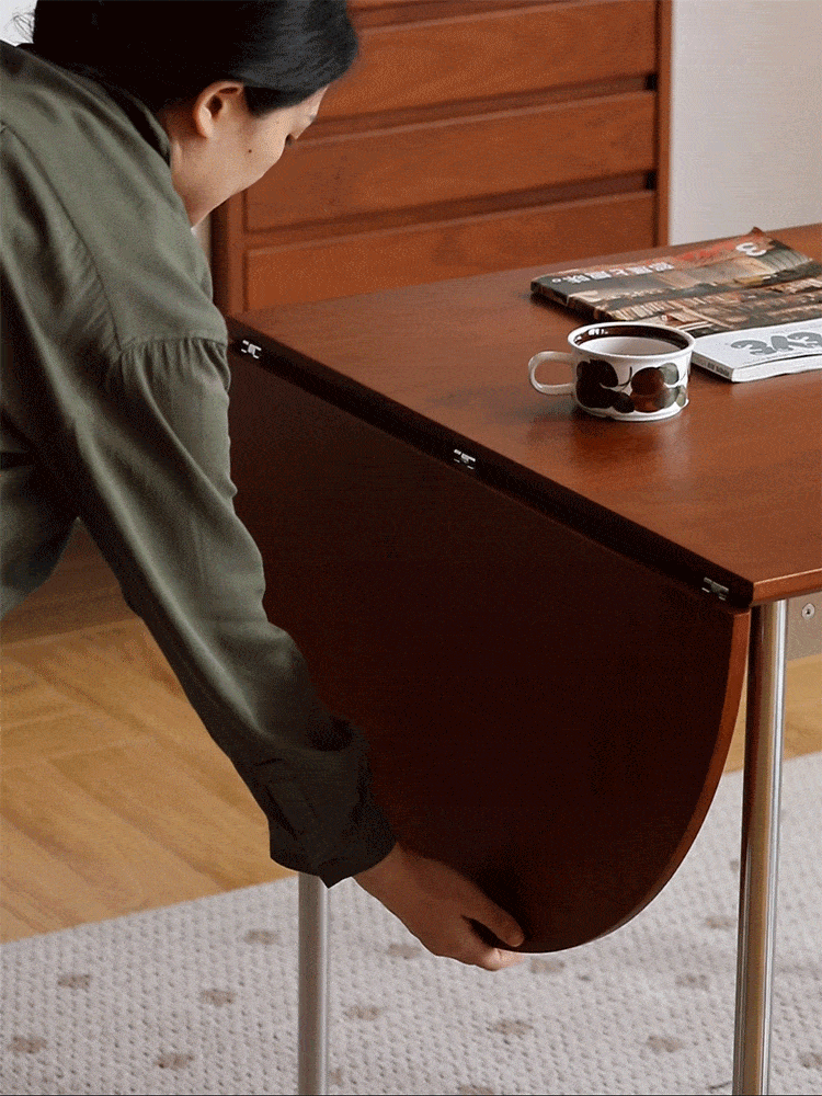 Bauhaus boxwood extendable oval dining table season detail 5.