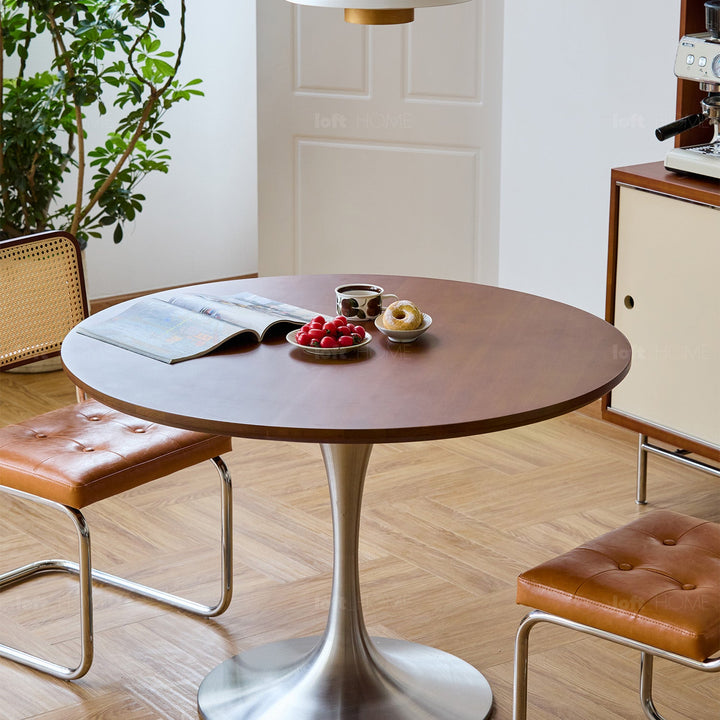 Vintage boxwood stainless steel round dining table tulip detail 21.