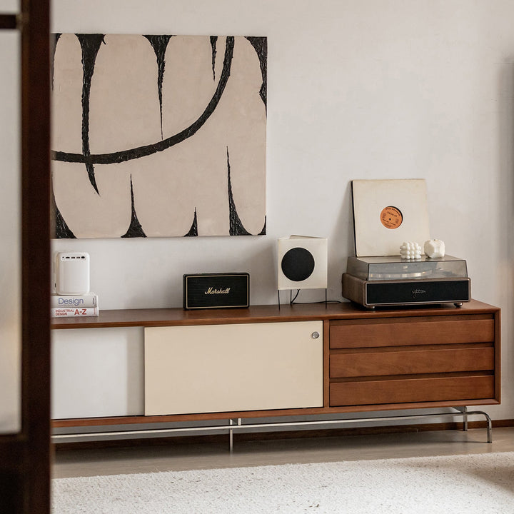 Bauhaus boxwood sliding door tv console moonrise detail 3.