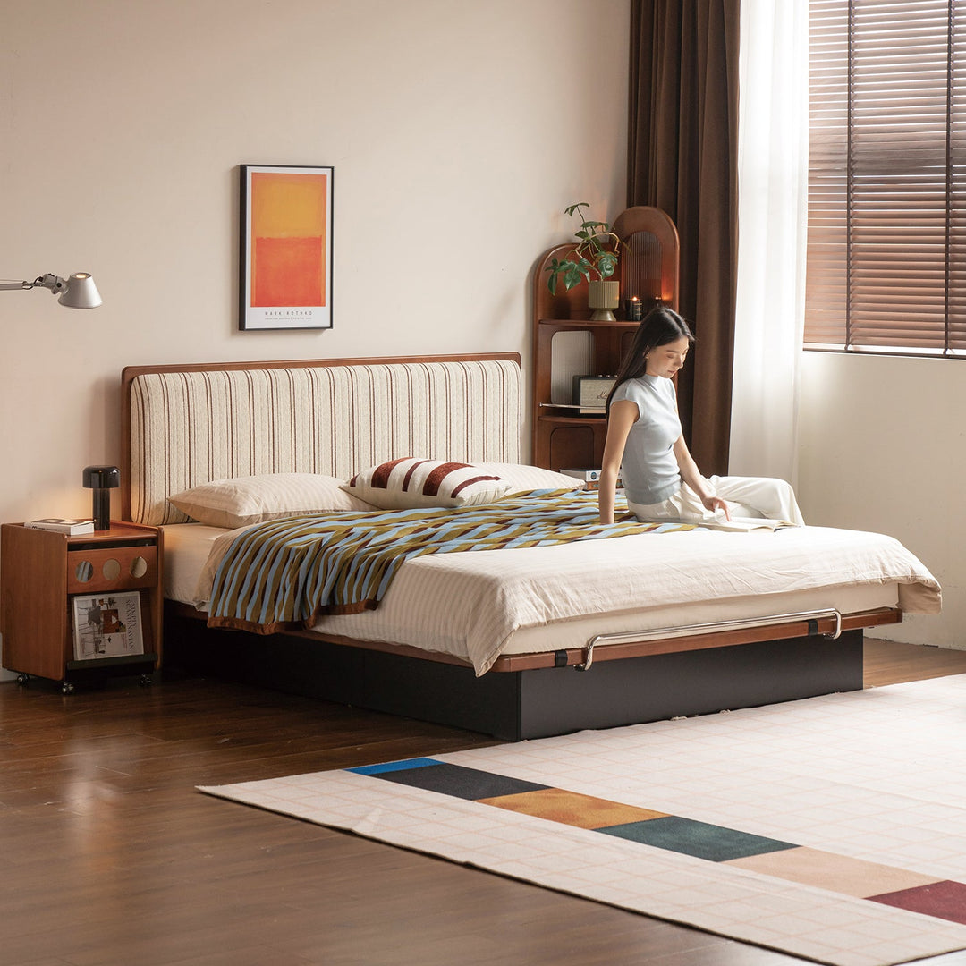 Bauhaus boxwood storage bed film color swatches.