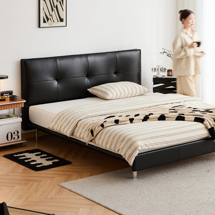 Bauhaus genuine leather bed skillful in real life style.