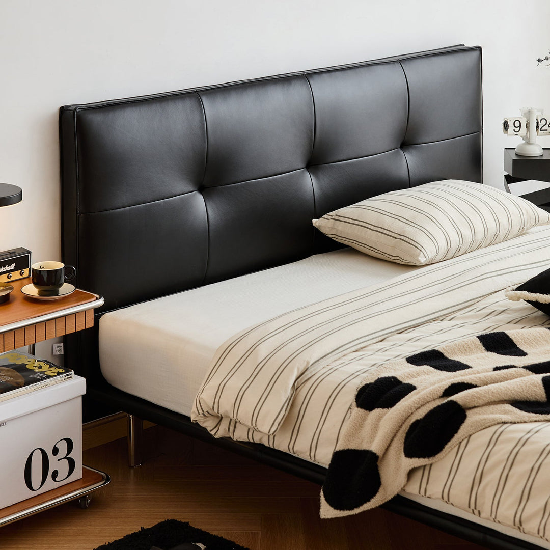 Bauhaus genuine leather bed skillful in details.