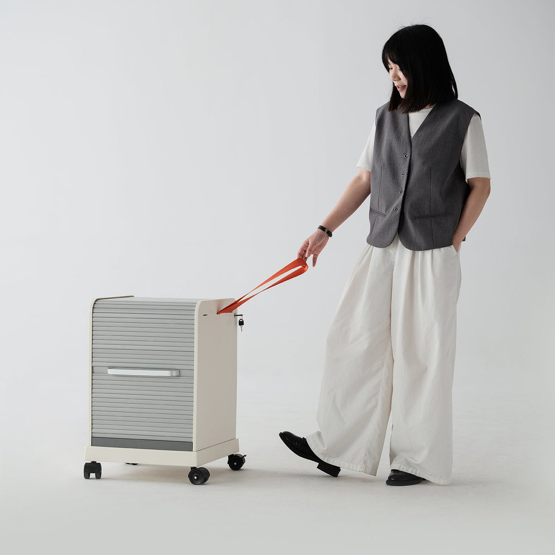 Bauhaus plastic removable side table follow me material variants.