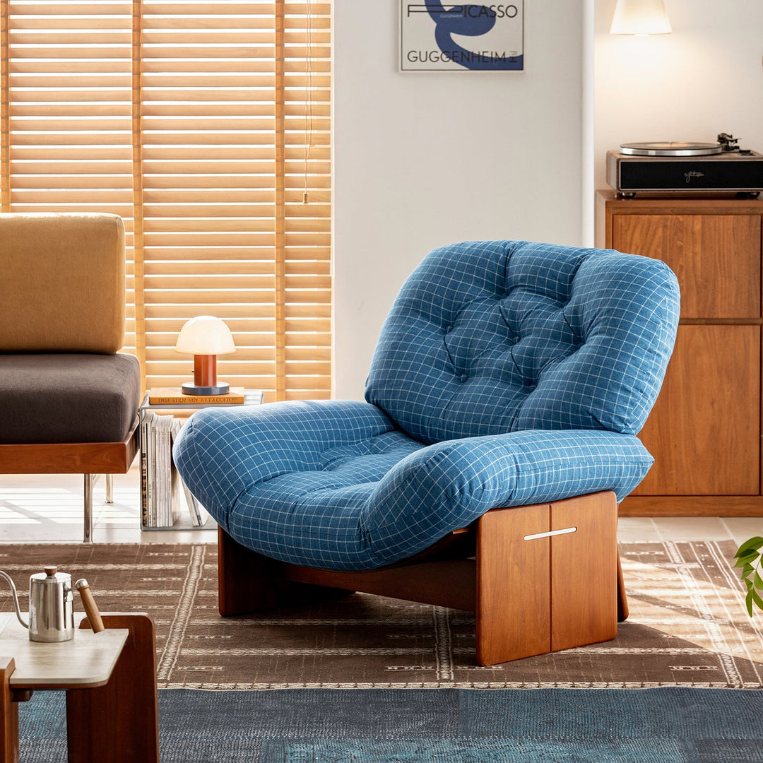 Bauhaus wool fabric 1 seater sofa mies in panoramic view.