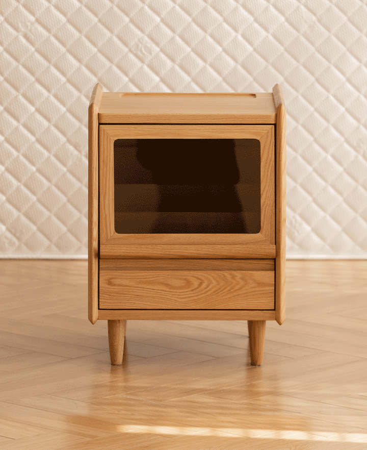 Scandinavian oak wood side table oxygen color swatches.
