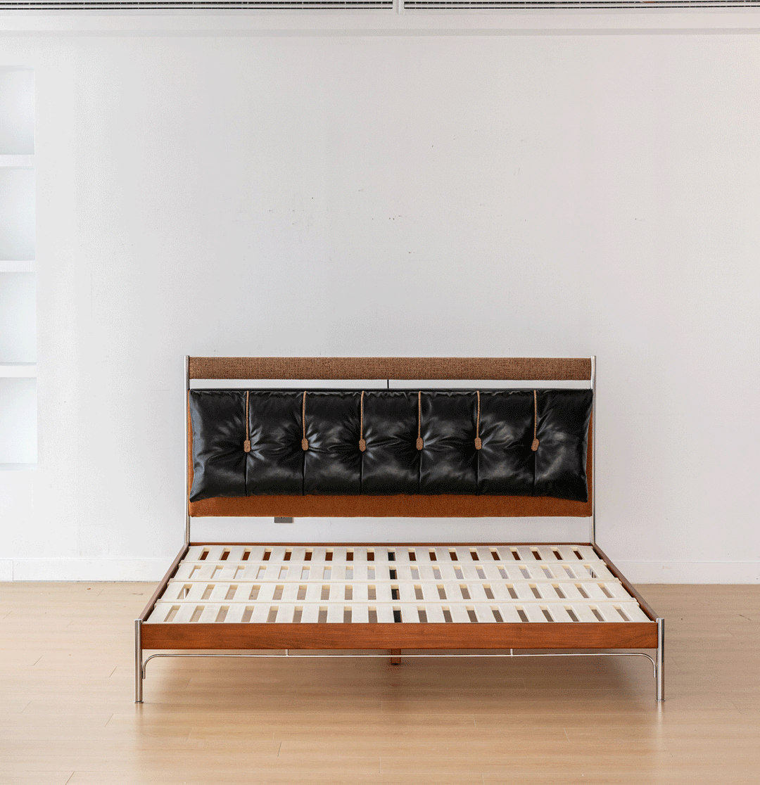 Bauhaus genuine leather bed supple black in still life.