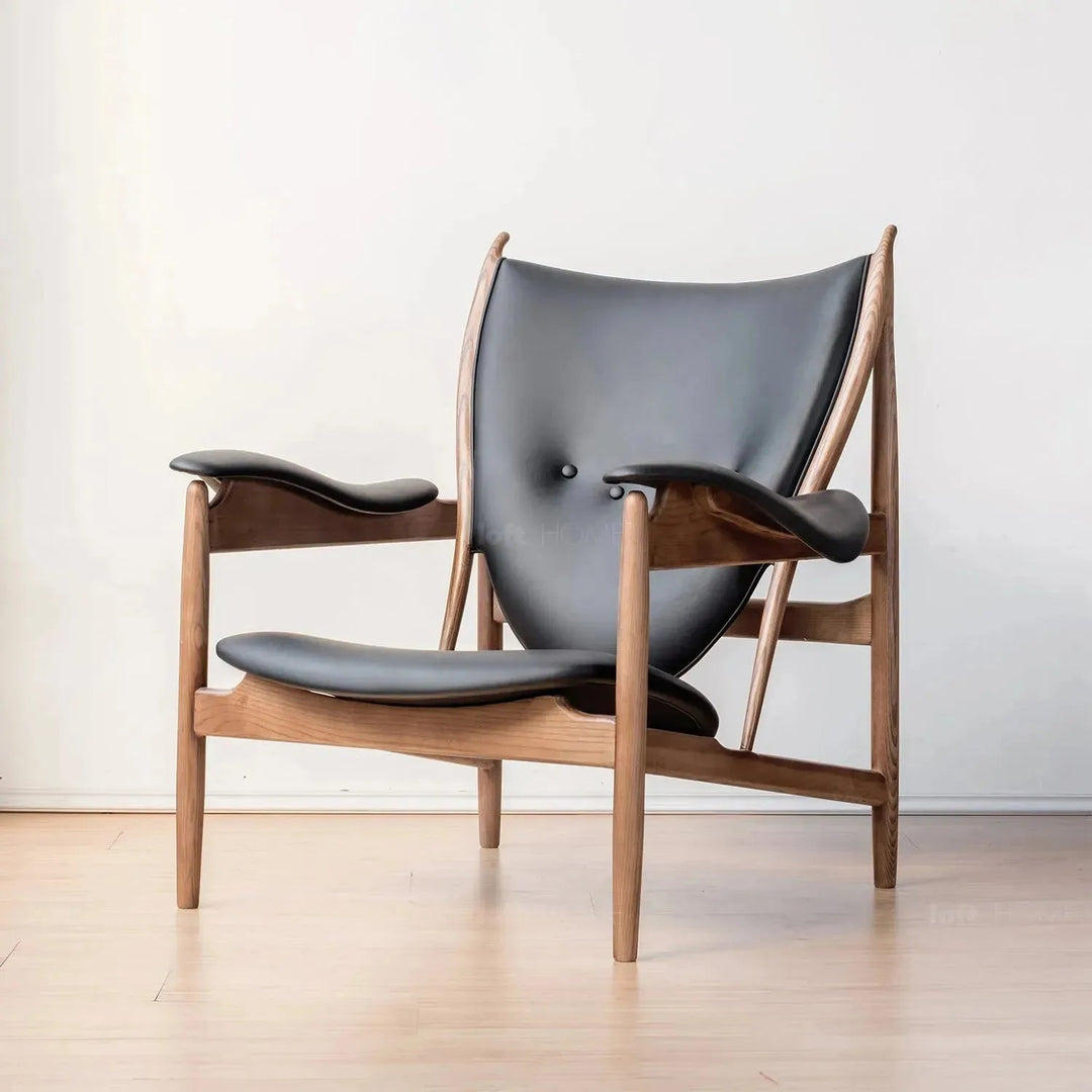 Japandi leather 1 seater sofa chieftain detail 2.