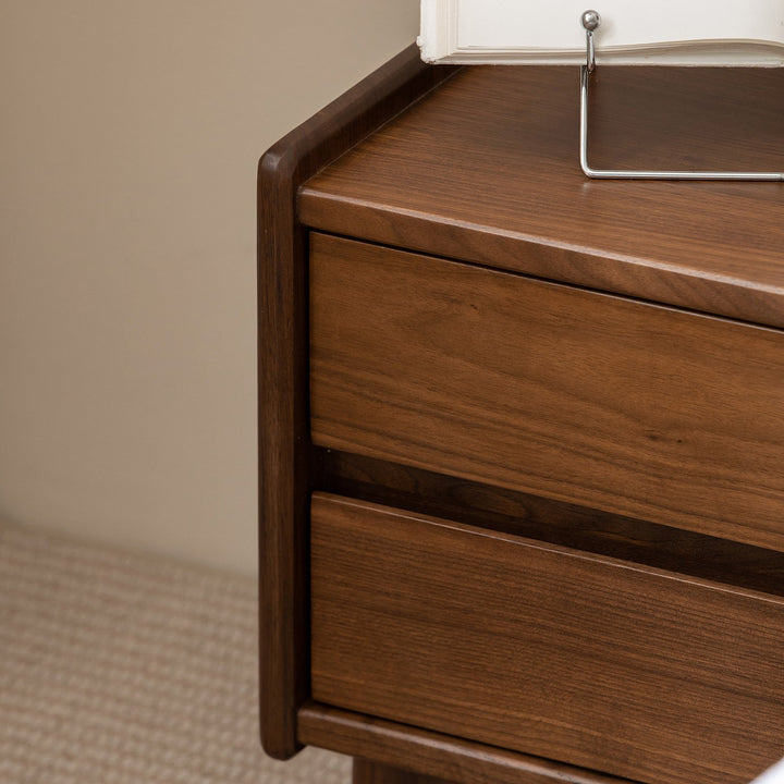 Japandi walnut wood side table vista in details.