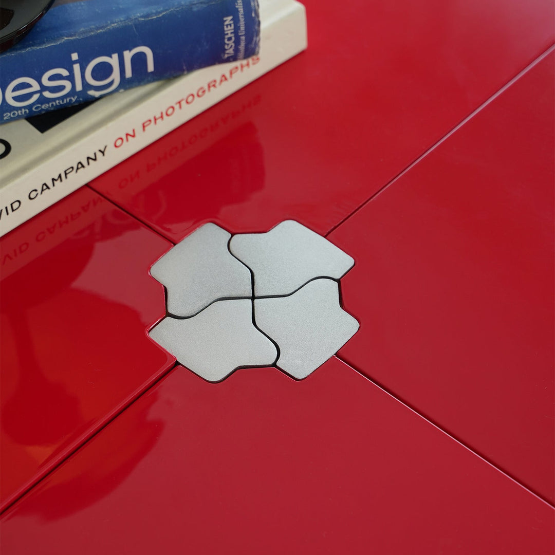 Minimalist abs steel round dining table donut in details.