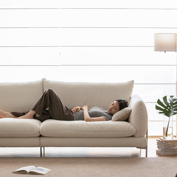 Minimalist cotton fabric 4 seater sofa como material variants.