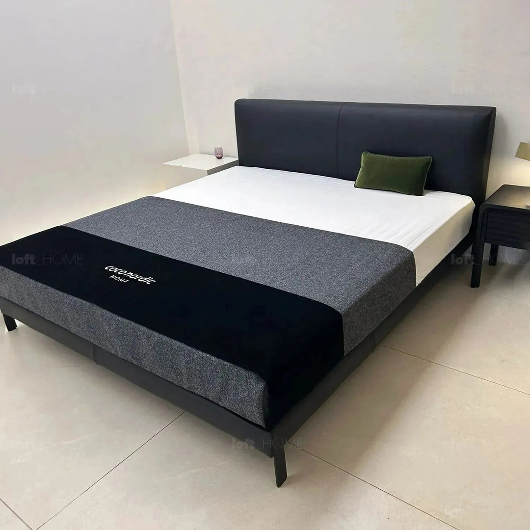 Minimalist fabric bed vem detail 2.