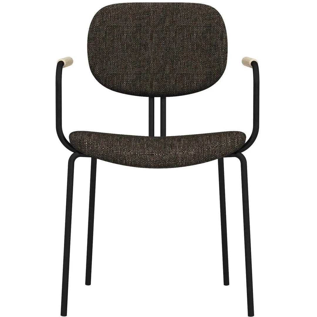 Bauhaus fabric dining chair et arm in white background.