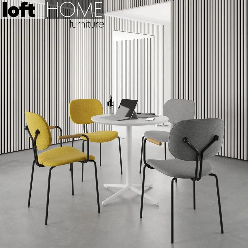 Bauhaus fabric dining chair et arm in real life style.