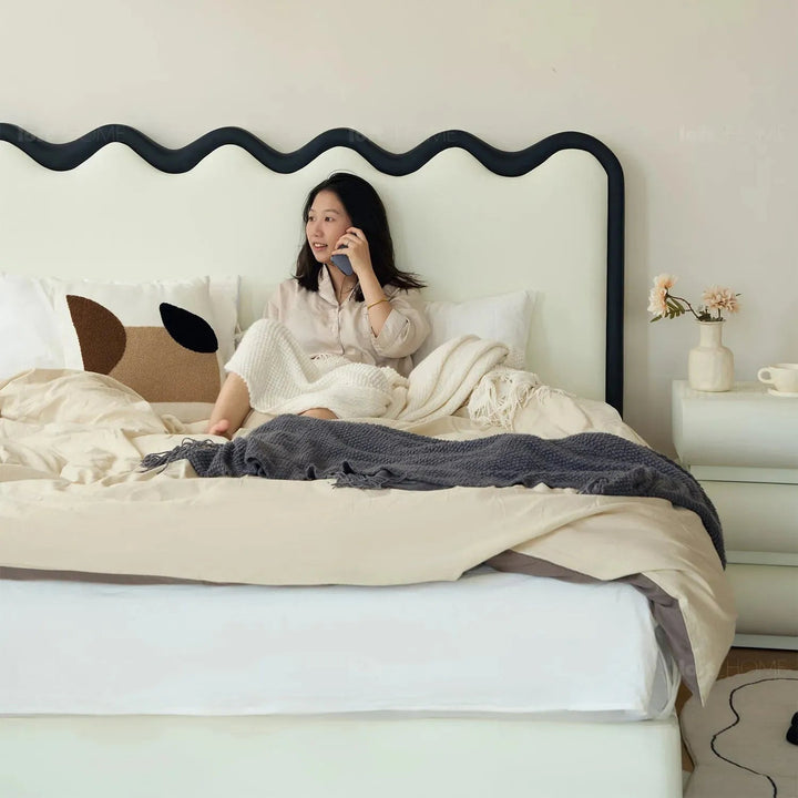 Modern Leather Bed RIPPLE